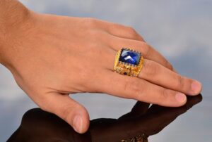 El Yapımı Zirkon Taşlı, Altın Kaplama Sterlin Gümüş Erkek Yüzük - Bilgelik ve Krallığın Simgesi - Görsel 6