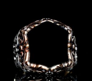 925 Ayar Gümüş Erkek Yüzük - 6 Kenarlı Yapay Oniks Taşı - Görsel 4