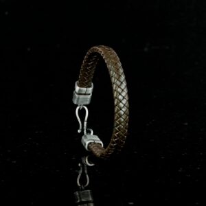 Şık El Yapımı Modern Erkek Aksesuarı - 925 Ayar Gümüş Detaylı Deri Bilezik - Görsel 3