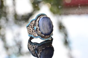 El Yapımı 925 Ayar Gümüş Erkek Yüzük - Doğal Taşlı (Kyanit) Orta Doğu Tasarımı - Görsel 3