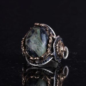 El yapımı Yeşil Göz Taşlı Yüzük, Aslan Gümüş Baş Yüzük - Canlı 925 Ayar Sert Gümüş Erkek Yüzüğü - Doğal Vigor Tasarımı - Görsel 5