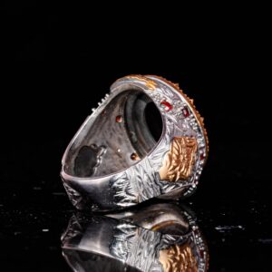 Erkekler için 925 Ayar Gümüş Yüzük - Doğal Yıldız Granat Taşı ile El Yapımı Vintage Tasarım, Ayrıntılı Kırmızı Taş Vurguları ile - Görsel 7