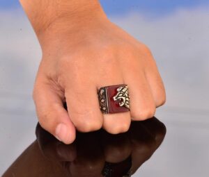 Gerçek Doğal Kırmızı Akik Taşlı Aslan Başlı Yüzük - Gümüş Erkek Yüzüğü - Görsel 7