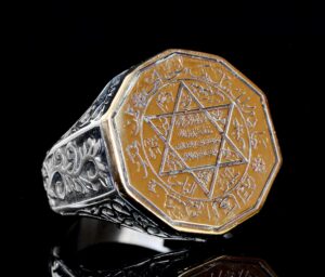 Erkekler için Gümüş Yüzük - David Yıldızı Tılsımı ile Yazılı Yüzük - Görsel 3