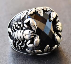 Erkekler için Gümüş Akrep Yüzüğü - Doğal Obsidan Taşı - Görsel 3