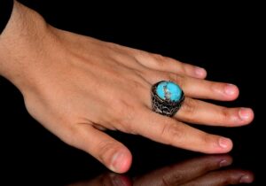 Erkekler için Sterling Gümüş Yüzük - Doğal Arizona Turkuaz Taşı ile Altın Aksan - Görsel 6