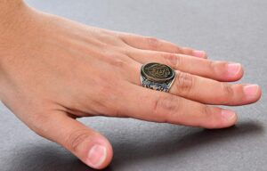 Erkekler için Gümüş İslami Yüzük - Şık Tasarım ile Yazılı Desen - Görsel 7