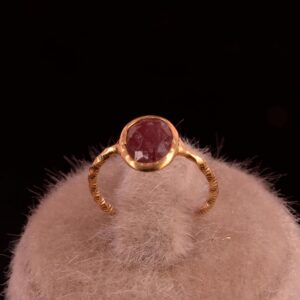 925 Ayar Gümüş Minimalist Altın Kaplama Yüzük - Gerçek Yakut Taşlı Kadın Yüzüğü - Onun İçin Şık Takı - Görsel 2