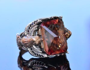 El Yapımı Sultanite Taşlı Yüzük, Gümüş Erkek Yüzüğü, Kartal Tasarımı - Dönüşüm ve Özgürlüğün Sembolü - Görsel 5