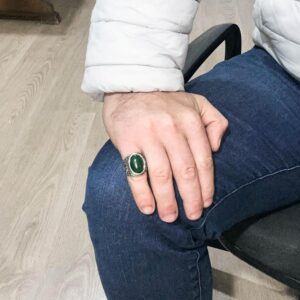 El Yapımı Doğal Yeşim Taşı Yüzük - Huzurlu 925 Ayar Katı Gümüş Erkek Yüzüğü - Uyum ve Refah Tasarımı - Görsel 3