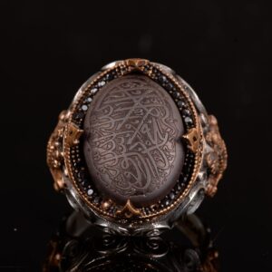 925 Ayar Gümüş Erkek Yüzük, Doğal Hematit Taşı, Vintage İslami Tevhid Tasarımı, Oymalı Hat Sanatı - Görsel 3