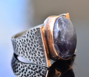 Doğal Ametist Taşlı Çekiç Tatu Saat Erkek Sterlin Gümüş Yüzük - 925 Ayar Gümüş - Görsel 4