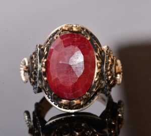 El Yapımı 925 Ayar Gümüş Erkek Yüzük, Gerçek Taşlı Yüzük, Aslan Tasarımı, Altın Kaplama Doğum Taşı Yüzüğü (Doğal Yakut) - Görsel 5