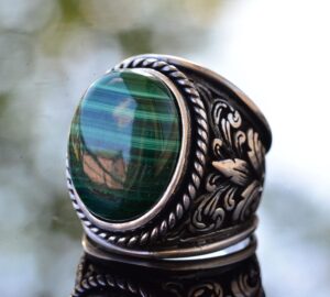 Erkekler için Şık Doğal Taş Koleksiyonu: 925 Ayar Gümüş Yüzükler - Malakit Seçeneği - Görsel 3