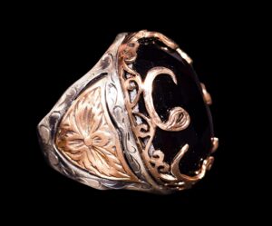 925 Ayar Gümüş Erkek Yüzük, Yapay Ametist Taşı ve İnce Altın Detaylarla - Görsel 4