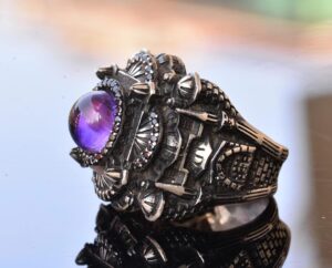 Erkekler için Lüks 925 Ayar Gümüş Yüzük - Doğal Ametist Taşı ile Şahane ve Görkemli Tasarım - Görsel 4