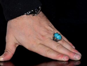 Sterling Gümüş Erkek Yüzük - Arizona Turkuaz Doğal Taş - Şahin Pençesi Tasarımı (Stil-3) - Görsel 5