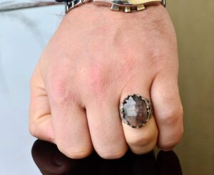 Erkekler için Sterlin Gümüş Yüzük - Gerçek Doğal Kahverengi Safir Taşı, Farklı Tasarım - Görsel 7