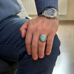 Larimar Taşlı Gümüş Yüzük - Huzur Verici 925 Ayar Katı Gümüş Erkek Yüzüğü - Okyanus Sakinliği Tasarımı - Görsel 3