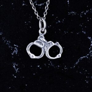 925 Ayar Gümüş Kelepçe Kolye Ucu - El Yapımı Güç ve Bağımsızlık Sembolü - Görsel 4