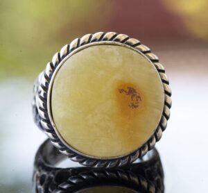 Doğal Baltık Kehribar Taşlı Yüzük Ham Taş Gerçek Doğal Taş Organik Kehribar 925 Ayar Gümüş Erkek Yüzüğü Leo Doğum Taşı Astrolojik Takı El Yapımı Takı Erkek Yüzük Hediyesi - Görsel 5