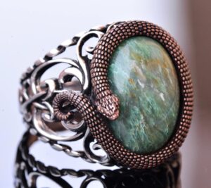 925 Ayar Katı Gümüş Erkek Yüzük - Doğal Taşlarla El Yapımı Zarafet (Yeşil Kan Taşı) - Görsel 3