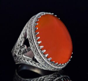 Erkekler için Sterling Gümüş Yüzük - Doğal Akik Taşı ile Osmanlı Tuğra Tasarımı - Görsel 4