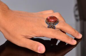 El Yapımı 925 Ayar Gümüş Erkek Yüzük, Gerçek Kan Taşı Yüzük, Aslan Tasarımı, Altın Kaplama Doğum Taşı Yüzüğü (Kan Taşı) - Görsel 6