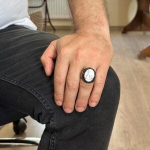 David Yıldızı Gümüş Yüzük, Doğal Howlite Taşı Yüzük - Sakinleştirici 925 Ayar Saf Gümüş Erkek Yüzük - Dikkatli Huzur Tasarımı - Görsel 3