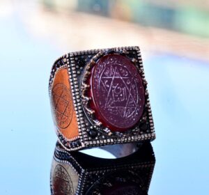 Doğal Akik Taşlı El Yapımı Yüzük, Ayar Gümüş Erkek Yüzüğü - Güç ve Koruma Sembolü (Kırmızı Akik) - Görsel 4