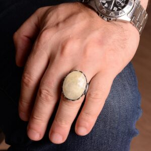 Doğal Görkem Koleksiyonu: 925 Ayar Gümüş Erkek Yüzükler, Gerçek Taşlarla - Zamansız Zarafet (Sarı Safir Taşı) - Görsel 3