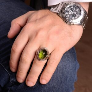 925 Ayar Gümüş Erkek Yüzük - Erkekler İçin Şık Taşlı Takı, Yapay Peridot Taşlı - Görsel 6