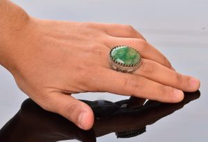 El Yapımı 925 Ayar Gümüş Erkek Yüzük - Gerçek Zümrüt Taşı - Karmaşık Osmanlı Tasarımı - İmza Yüzük - Görsel 6