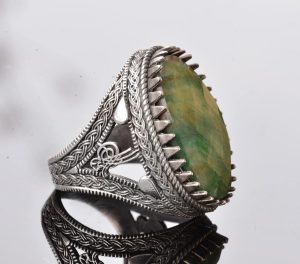 El Yapımı 925 Ayar Gümüş Erkek Yüzük - Gerçek Zümrüt Taşı - Karmaşık Osmanlı Tasarımı - İmza Yüzük - Görsel 4