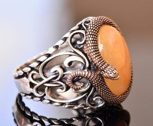 925 Ayar Katı Gümüş Erkek Yüzüğü - Doğal Taşlarla İşlenmiş El Yapımı Zarafet (Kehribar Taşı) - Görsel 4