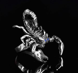 Erkekler için 925 Ayar Gümüş Akrep Yüzük - Cesur ve Farklı Tasarım - Görsel 3