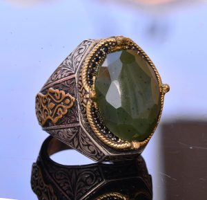 El Yapımı Vintage Tasarım Zümrüt Yüzük - 925 Ayar Gümüş Erkek Yüzük Altın Detaylarla (Jade) - Görsel 3