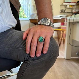 Gerçek Doğal Taş El Yapımı Yüzük - 925 Ayar Gümüş El Yapımı Yüzük - Şık Farklı Yüzük (Malakit) - Görsel 3