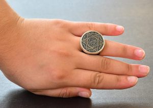 Yuvarlak Davut Yıldızı Yüzüğü, Süleyman Yüzüğü, 925 Ayar Gümüş Erkek Büyük Yüzük - Görsel 6