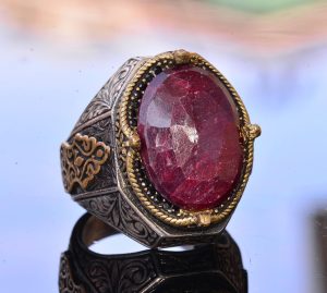 El Yapımı Vintage Tasarım Zümrüt Yüzük - 925 Ayar Gümüş Erkek Yüzük Altın Aksesuarlarla (Yakut) - Görsel 3