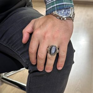 925 Ayar Gümüş Erkek Yüzük - Siyah Kedi Gözü Yapay Taş - Aslan Sembolü El Yapımı Yüzük - Görsel 3