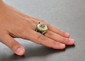 Erkekler için Gümüş İki Başlı Kartal Yüzüğü - İnci ile Yeşil Taşlar - Görsel 6