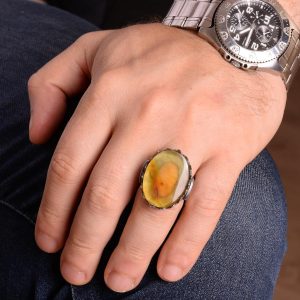 Doğal AsaletBüyük Yüzük  Koleksiyonu: 925K Gümüş Erkek Yüzükler Gerçek Taşlarla - Zamansız Zarafet (Kehribar Taşı) - Görsel 3