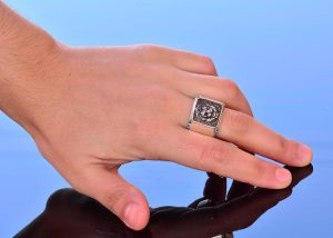 El Yapımı 925 Ayar Gümüş Erkek Aslan Yüzük - Cesur ve Güçlü Tasarım - Görsel 6