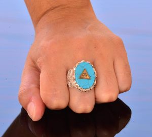 El Yapımı 925 Ayar Gümüş Erkek Yüzük, Gizemli Ezoterik Sembol, Turkuaz Taşı, Ayrıntılı Sinyet Tasarımı, Tılsım Yüzük (Kötü Göz Piramidi) - Görsel 7