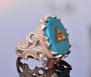 El Yapımı 925 Ayar Gümüş Erkek Yüzük, Gizemli Ezoterik Sembol, Turkuaz Taşı, Ayrıntılı Sinyet Tasarımı, Tılsım Yüzük (Kötü Göz Piramidi) - Görsel 4