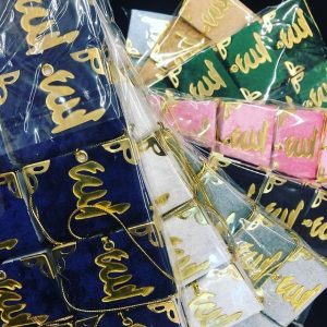 Mini Kuran, 1. Kaliteli Kadife Mini Kuran, Araç Kuran-Kerim Püsküllü Pleksi, Mini Kuran, Bayram Hediyesi, Hac Hediyeleri, İslami Hediyeler - Görsel 9